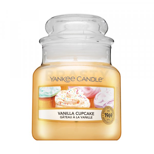 Yankee Candle Vanilla Cupcake vonná svíčka 104 g
